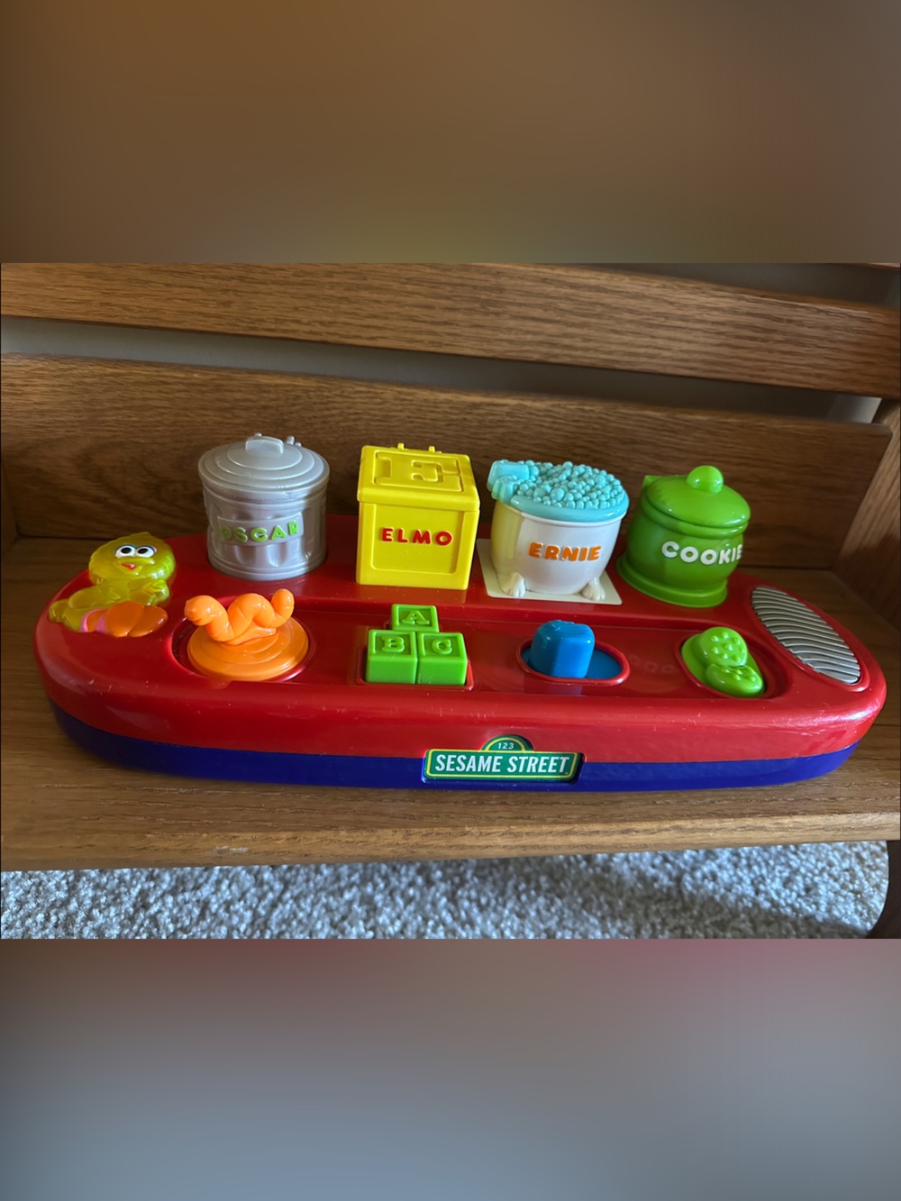 2002 Sesame Street Red Interactive Pop-Up Learning Toy with Multicolor Buttons
